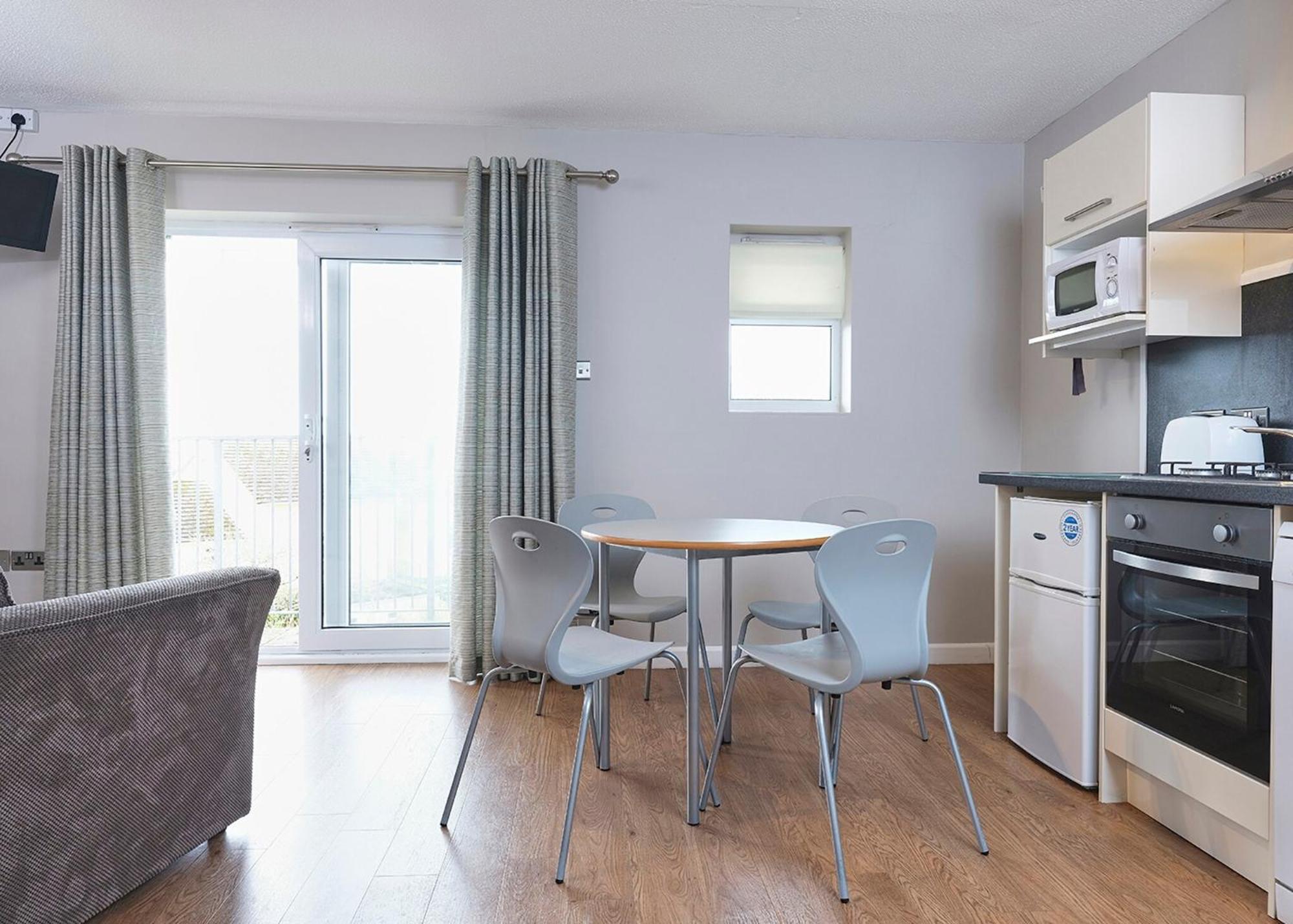 Golden Coast Holiday Park Hotel Woolacombe Room photo
