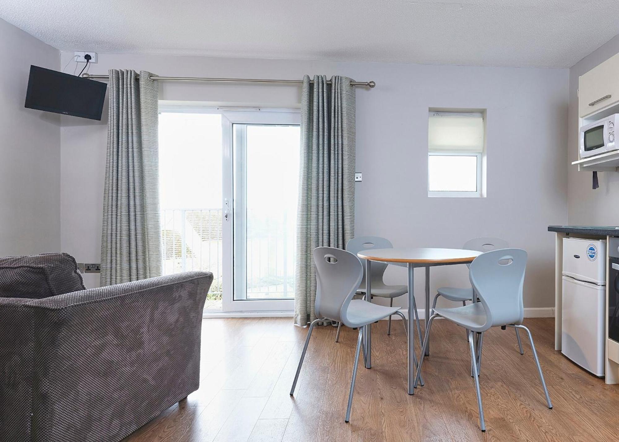 Golden Coast Holiday Park Hotel Woolacombe Room photo